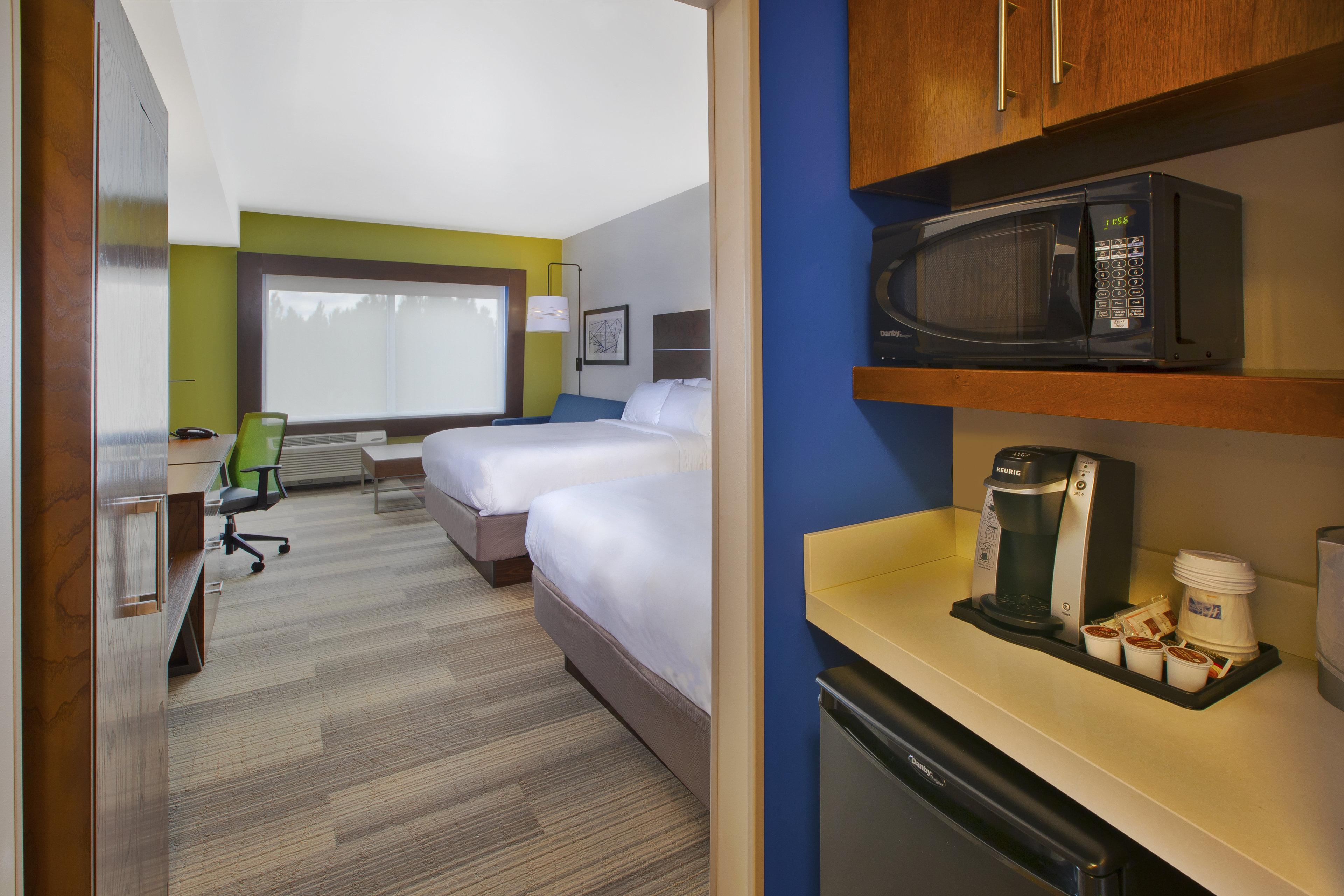Holiday Inn Express And Suites South Hill By Ihg Exterior photo